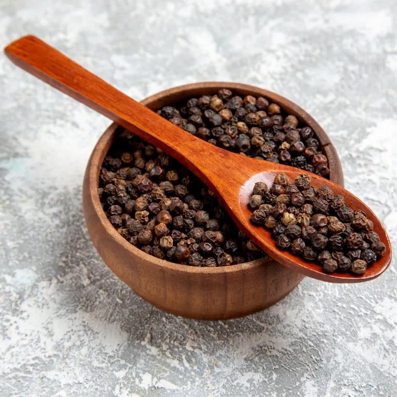 buy Black Pepper Bold-Well-ripened